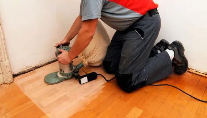 Ponçage et vitrification a Namur